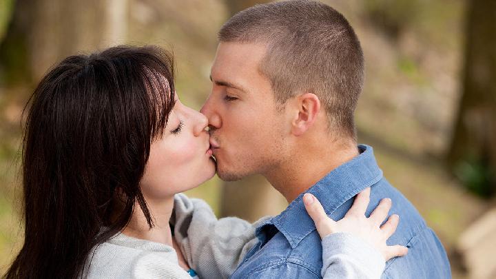 阴道有分泌物正常吗？阴道分泌物检查的目的是什么？